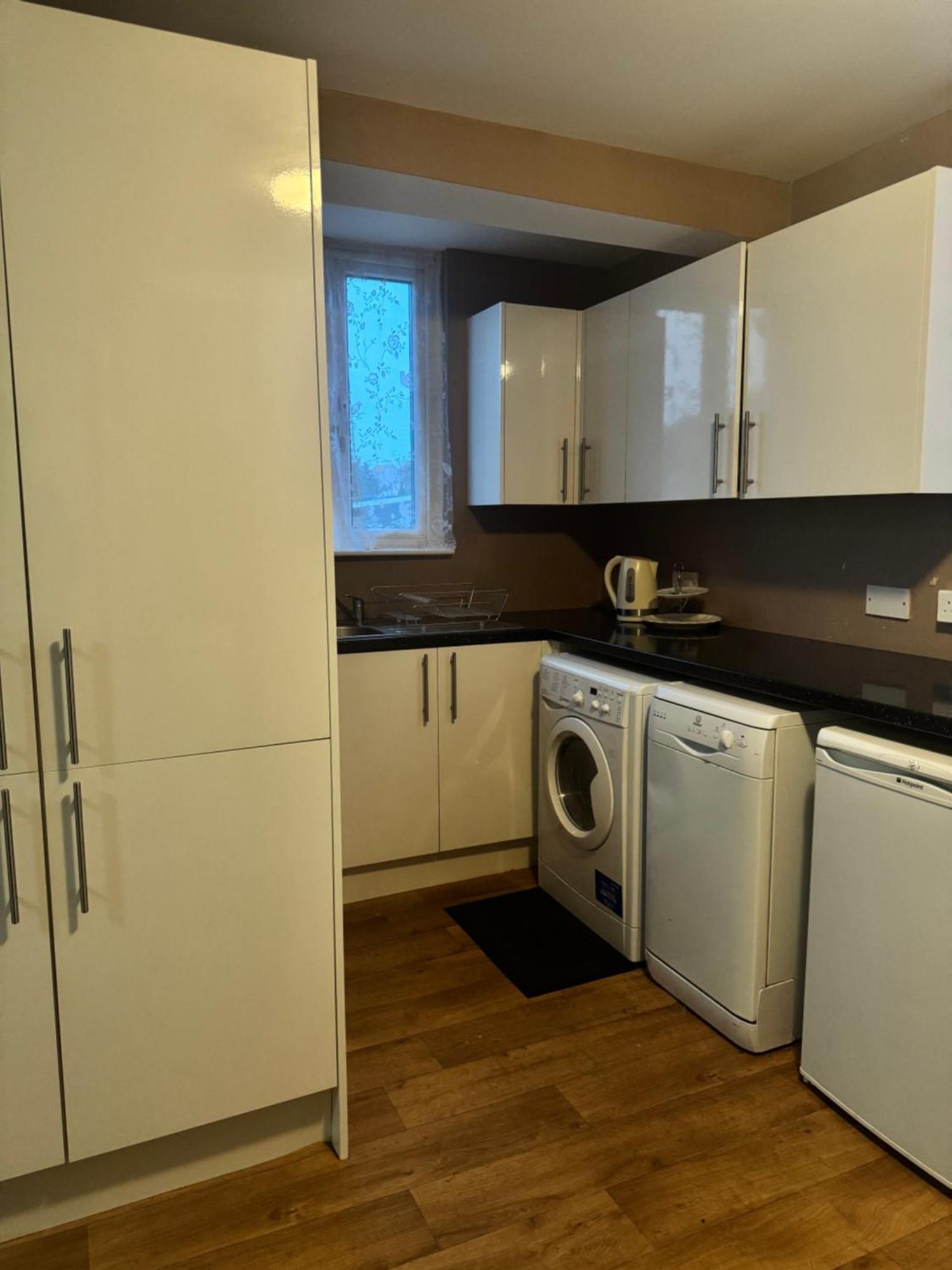 Jxb Homes - Lovely And Spacious Rooms Cliftonville エクステリア 写真