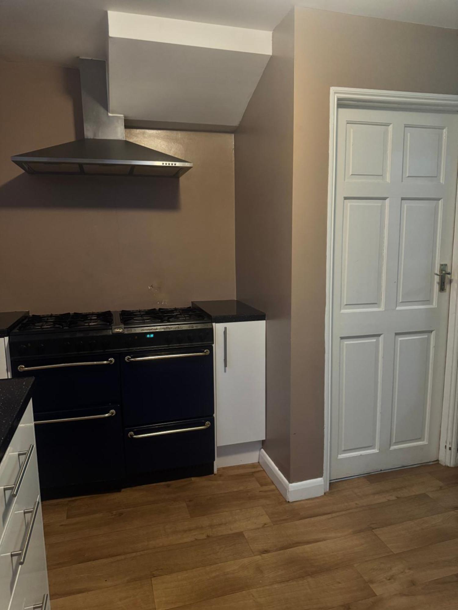 Jxb Homes - Lovely And Spacious Rooms Cliftonville エクステリア 写真
