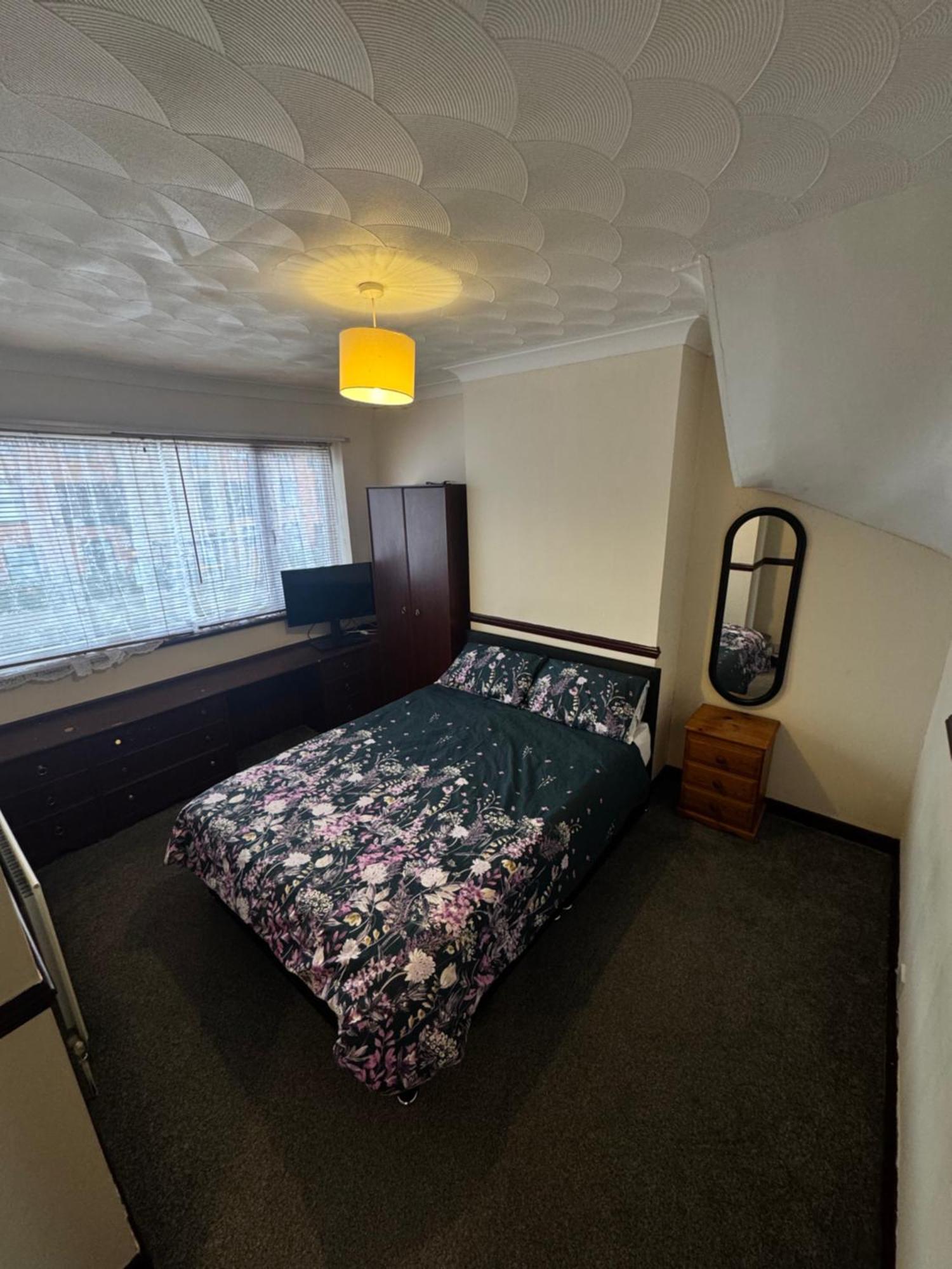 Jxb Homes - Lovely And Spacious Rooms Cliftonville エクステリア 写真